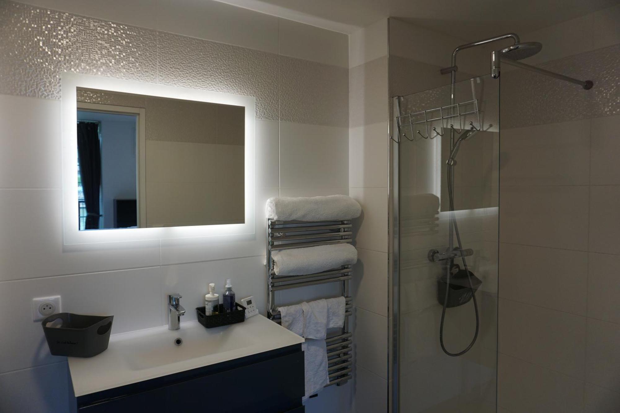 Residences Grande Jatte, Bord De Seine, Suites 52M2 A 97M2, Hopital Americain A 600M Neuilly-sur-Seine Extérieur photo